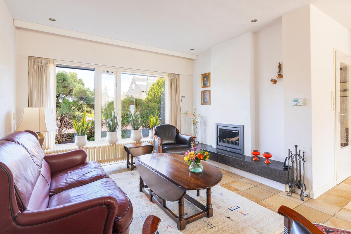 Tussenwoning te koop: Koperslager 56, Hoorn