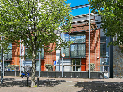 Burgemeester van Stamplein 300