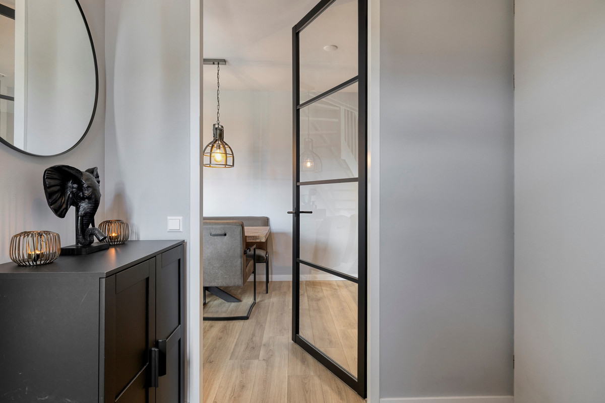 Tussenwoning te koop: Waterlinie 140, Steenbergen