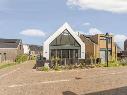 Julian Schwingerstraat 6