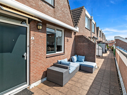 Torenstraat 8