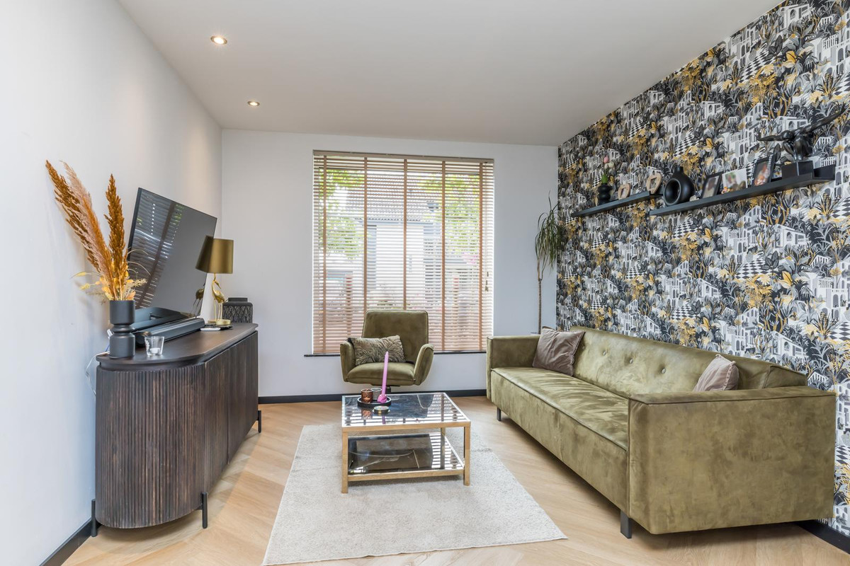 Twee-onder-één-kap te koop: Maarweg 22, Merkelbeek
