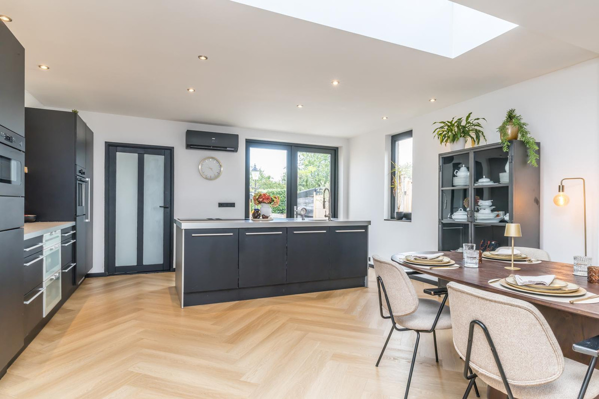Twee-onder-één-kap te koop: Maarweg 22, Merkelbeek