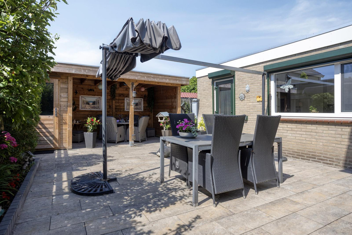 Vrijstaande woning te koop: Lorentzstraat 2, Hoogerheide