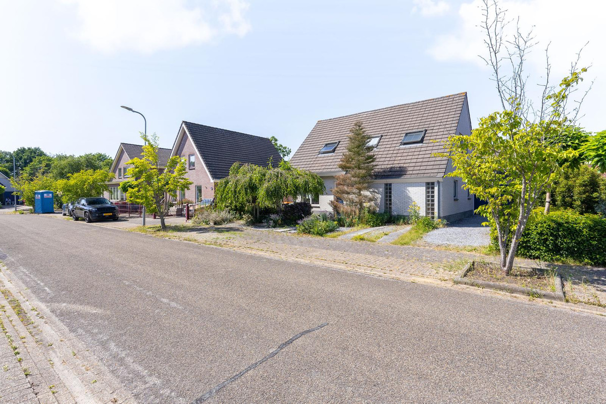 Vrijstaande woning te koop: Koperwiek 4, Venhuizen