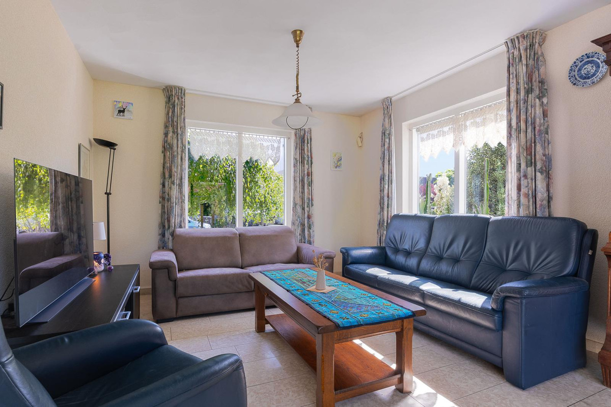 Vrijstaande woning te koop: Koperwiek 4, Venhuizen