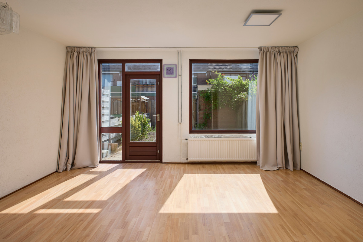 Tussenwoning te koop: Praam 261, Amstelveen