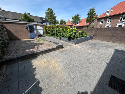 Karel Van Den Oeverstraat 2