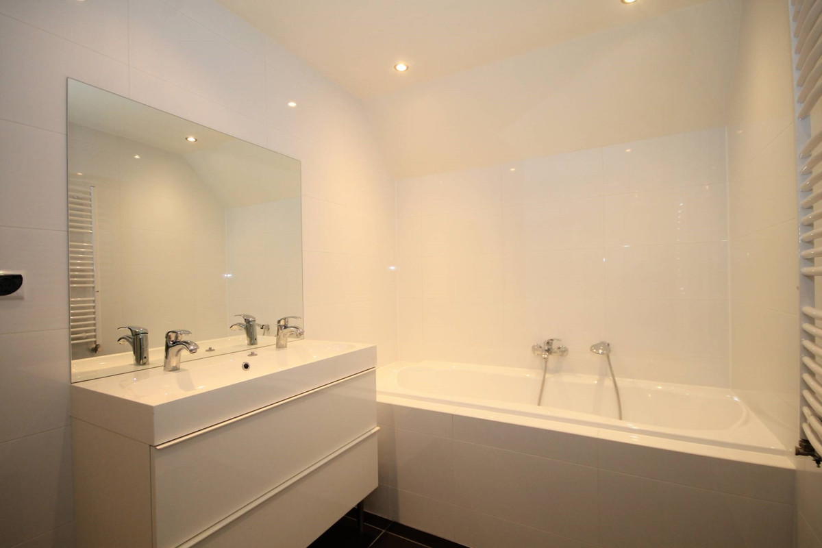Appartement te huur: Laan Van Meerdervoort 145A, 'S-Gravenhage