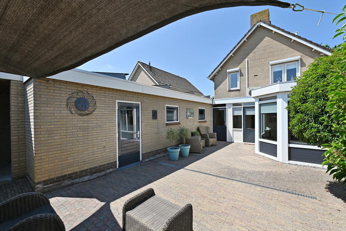 Hoekwoning te koop: De Meestoof 30, Nieuw-Vossemeer