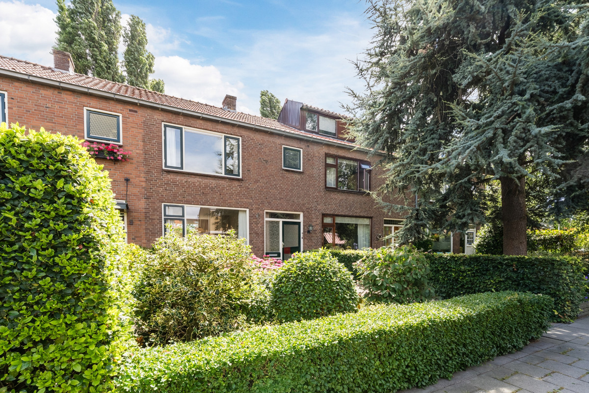 Tussenwoning te koop: Prunusstraat 5, Schipluiden