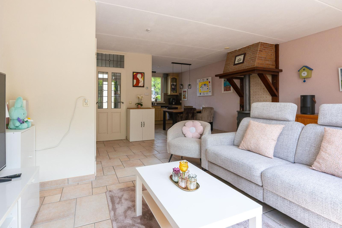 Hoekwoning te koop: Weegbree 172, Zwaag