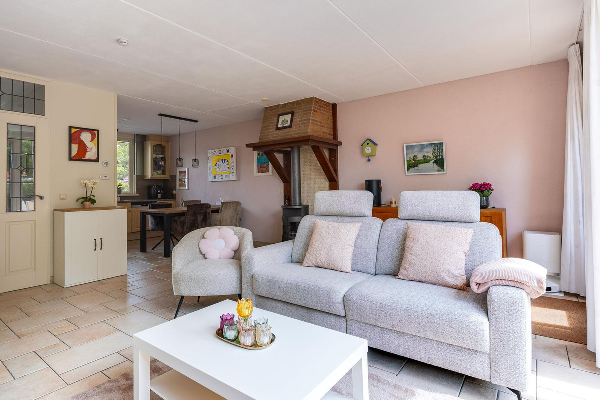Hoekwoning te koop: Weegbree 172, Zwaag