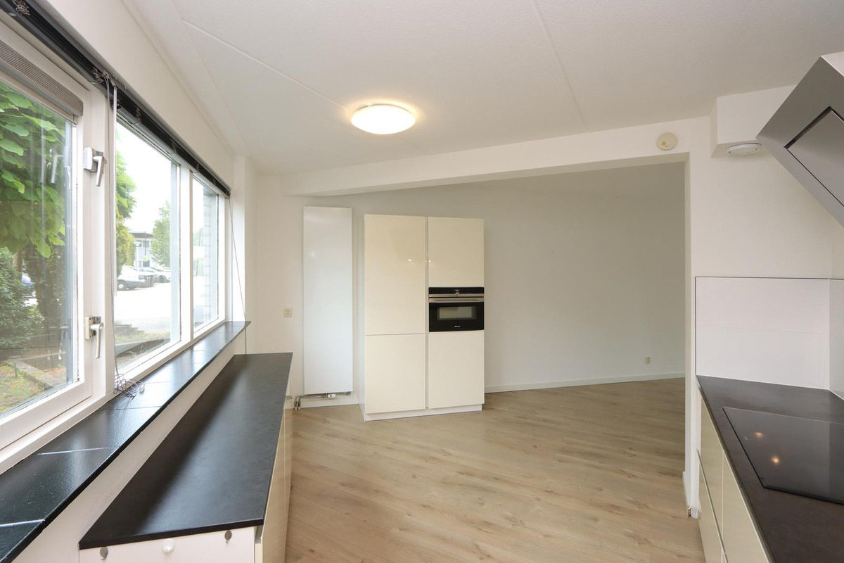 Tussenwoning te huur: Fioringrasstraat 45, Almere
