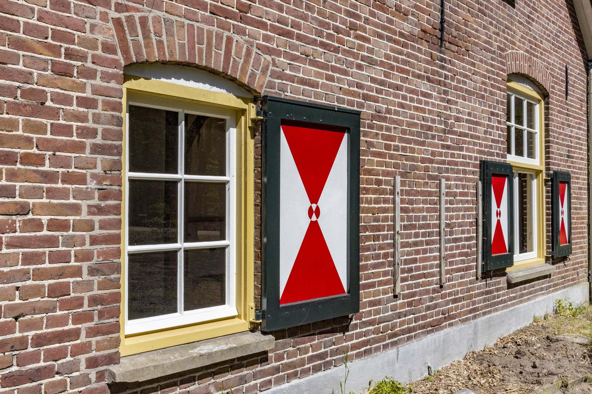 Twee-onder-één-kap te koop: Prins Hendriklaan 1, Hooge Mierde