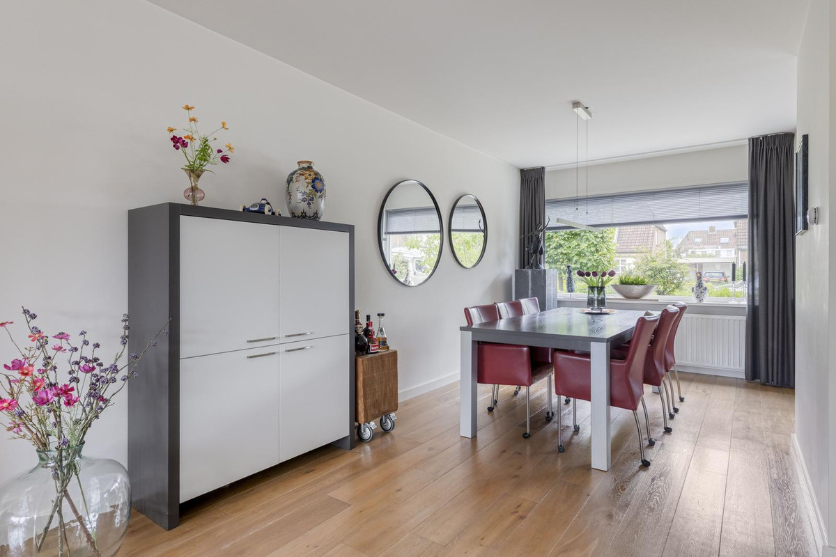 Hoekwoning te koop: Pieter van Oldenborghlaan 17, Willemstad