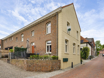 Mgr. Brulsstraat 18