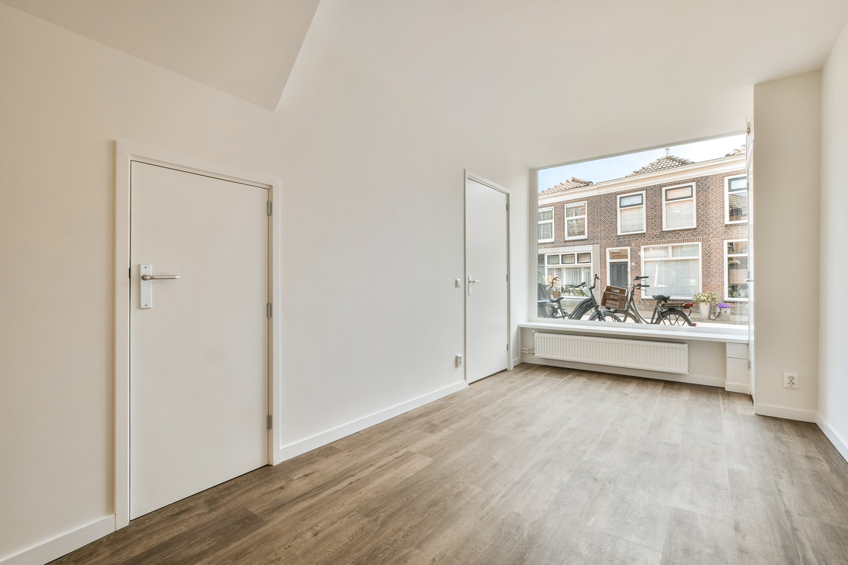 Tussenwoning te koop: Herenstraat 27, Leiden