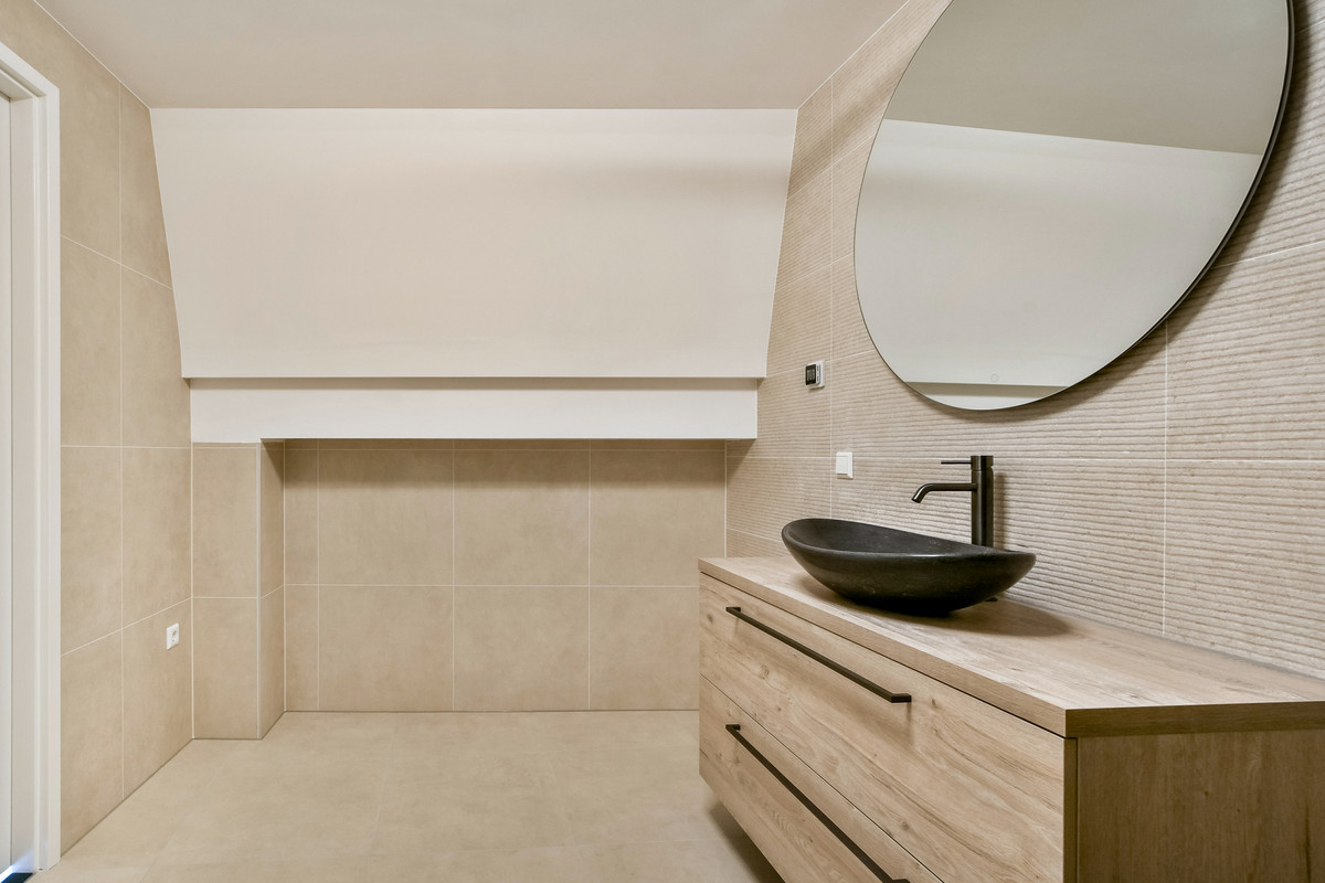 Tussenwoning te koop: Herenstraat 27, Leiden