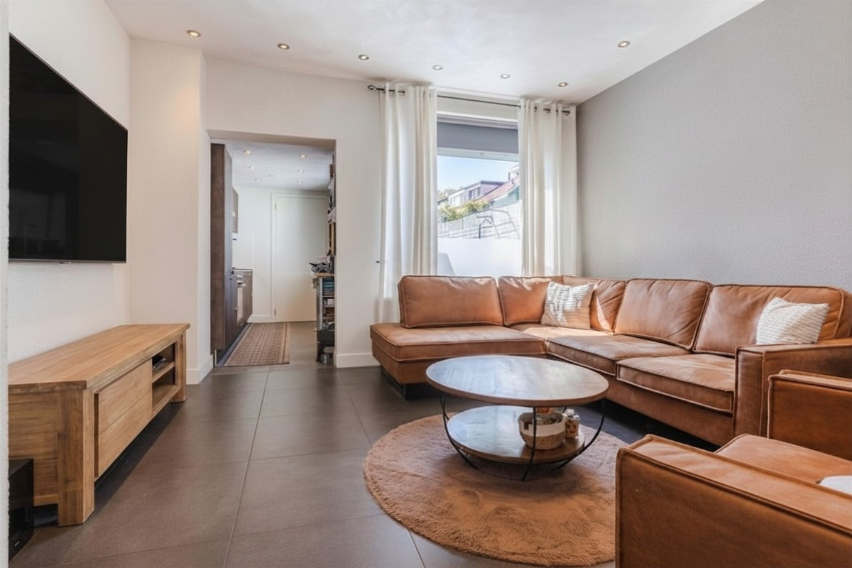 Tussenwoning te koop: Van Heutszstraat 27, Tilburg