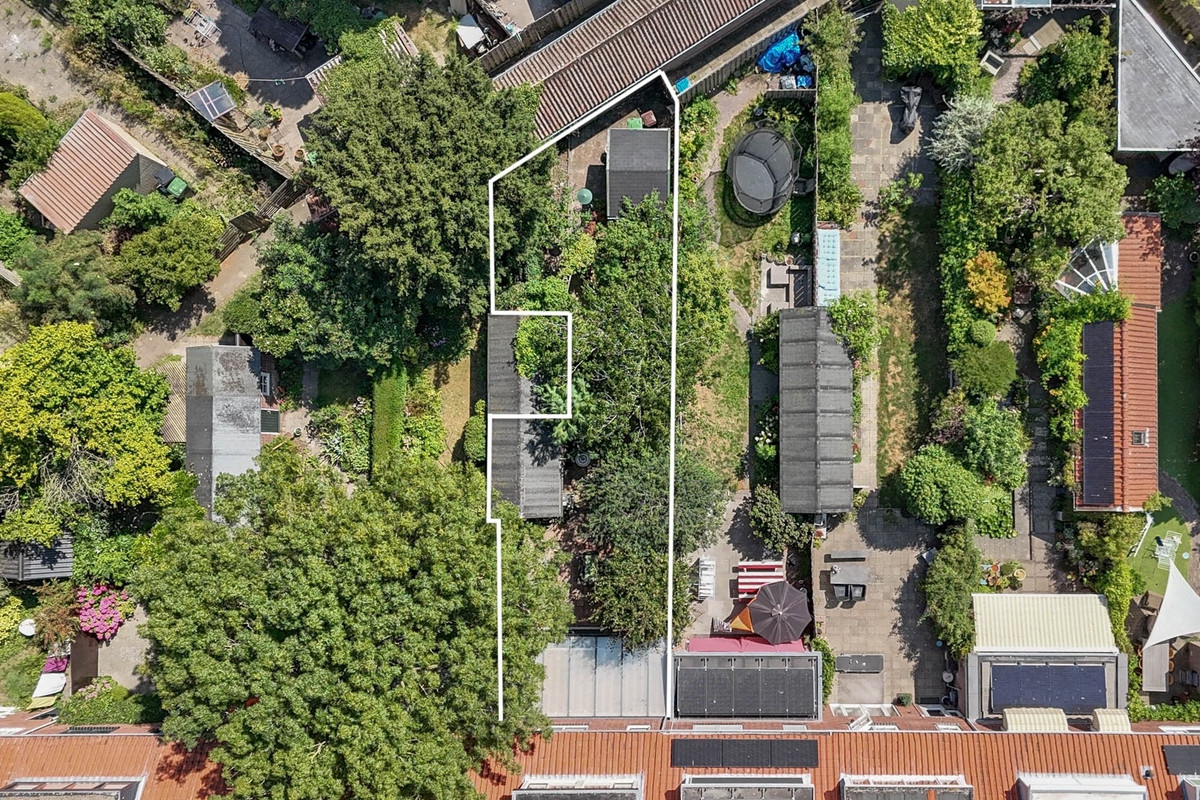 Tussenwoning te koop: Tomatenstraat 49, Leiden