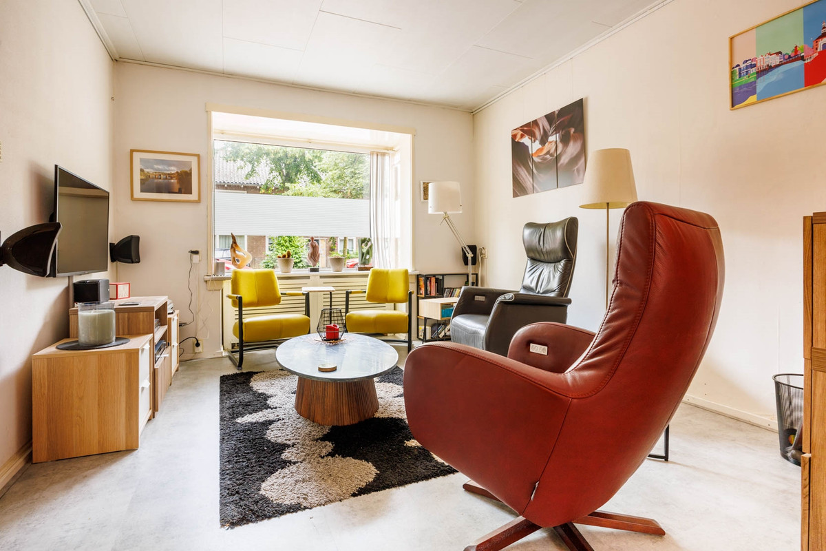 Tussenwoning te koop: Tomatenstraat 49, Leiden