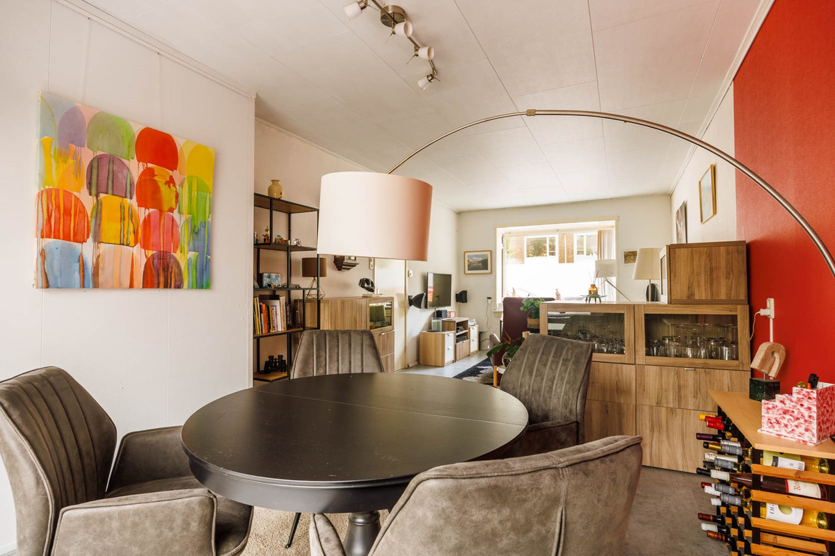 Tussenwoning te koop: Tomatenstraat 49, Leiden