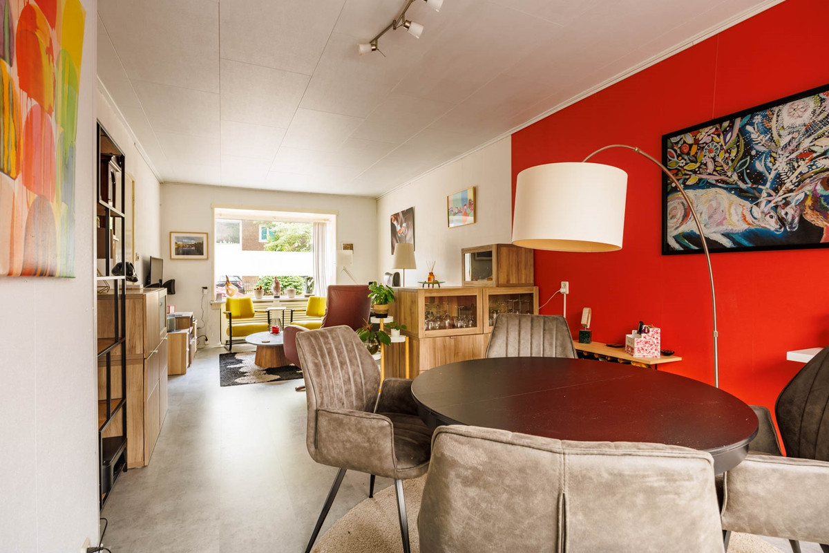 Tussenwoning te koop: Tomatenstraat 49, Leiden