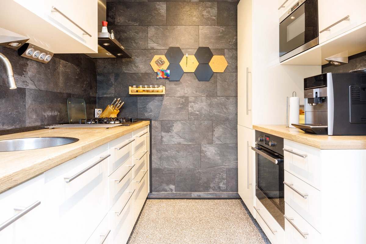Tussenwoning te koop: Tomatenstraat 49, Leiden
