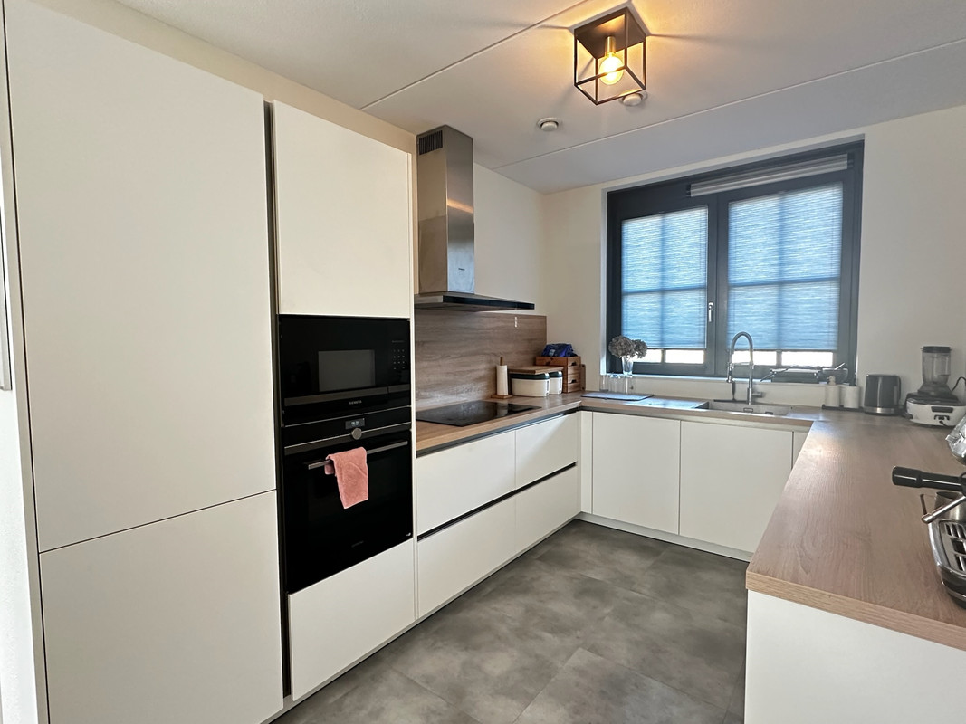 Tussenwoning te huur: Thomas Morelaan 90, Hoofddorp