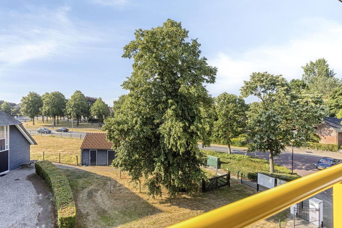 Appartement te koop: 't Lindeke 12, Halsteren