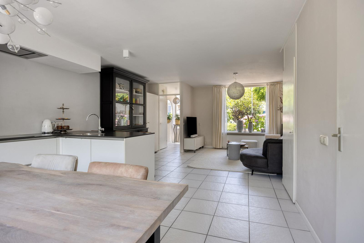 Hoekwoning te koop: Kersentuin 11, Heerjansdam