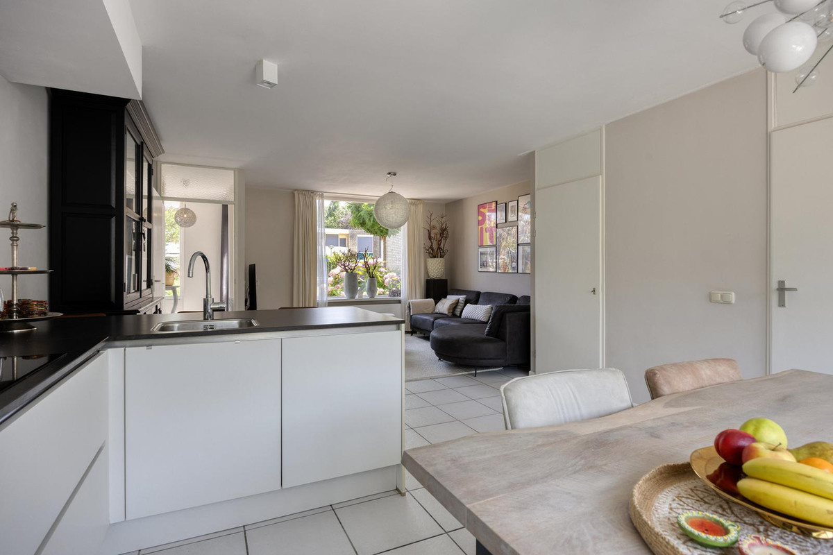 Hoekwoning te koop: Kersentuin 11, Heerjansdam