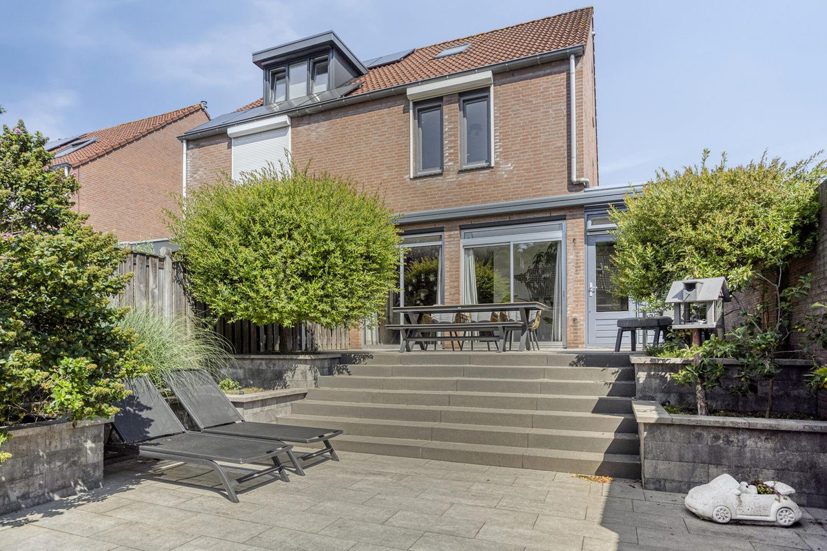Hoekwoning te koop: Melanendreef 192, Bergen Op Zoom