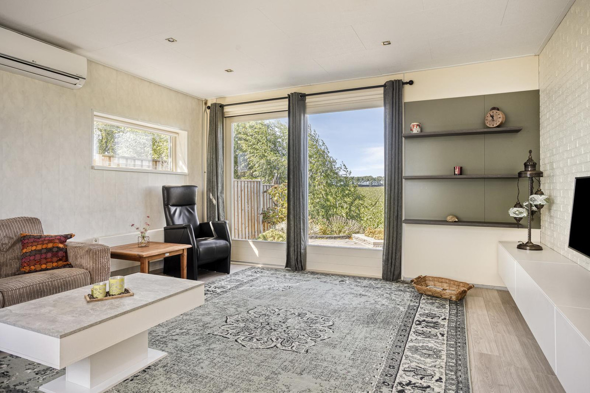 Vrijstaande woning te koop: Zeelandweg-Oost 32, Steenbergen