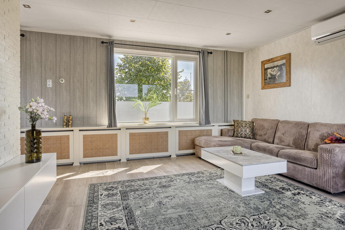 Vrijstaande woning te koop: Zeelandweg-Oost 32, Steenbergen
