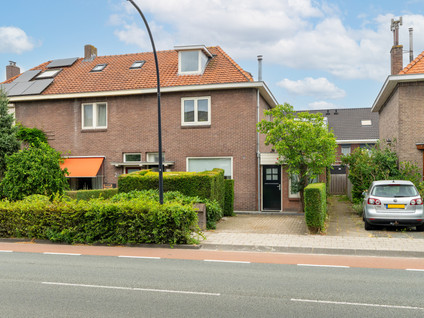 Burgemeester Smeelelaan 24