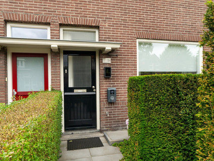 Burgemeester Smeelelaan 24