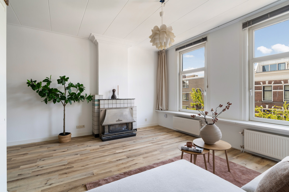 Appartement te koop: Erasmusstraat 203, Rotterdam