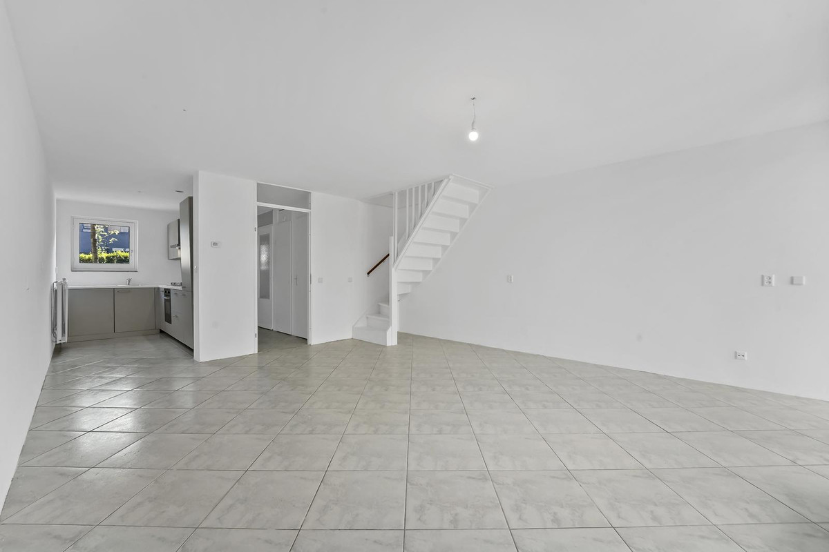 Tussenwoning te koop: Jacob Schorerlaan 161, 'S-Gravenhage