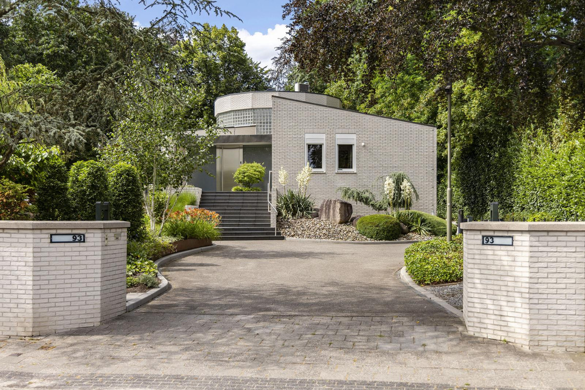 Vrijstaande woning te koop: Haerstraat 93, Oldenzaal