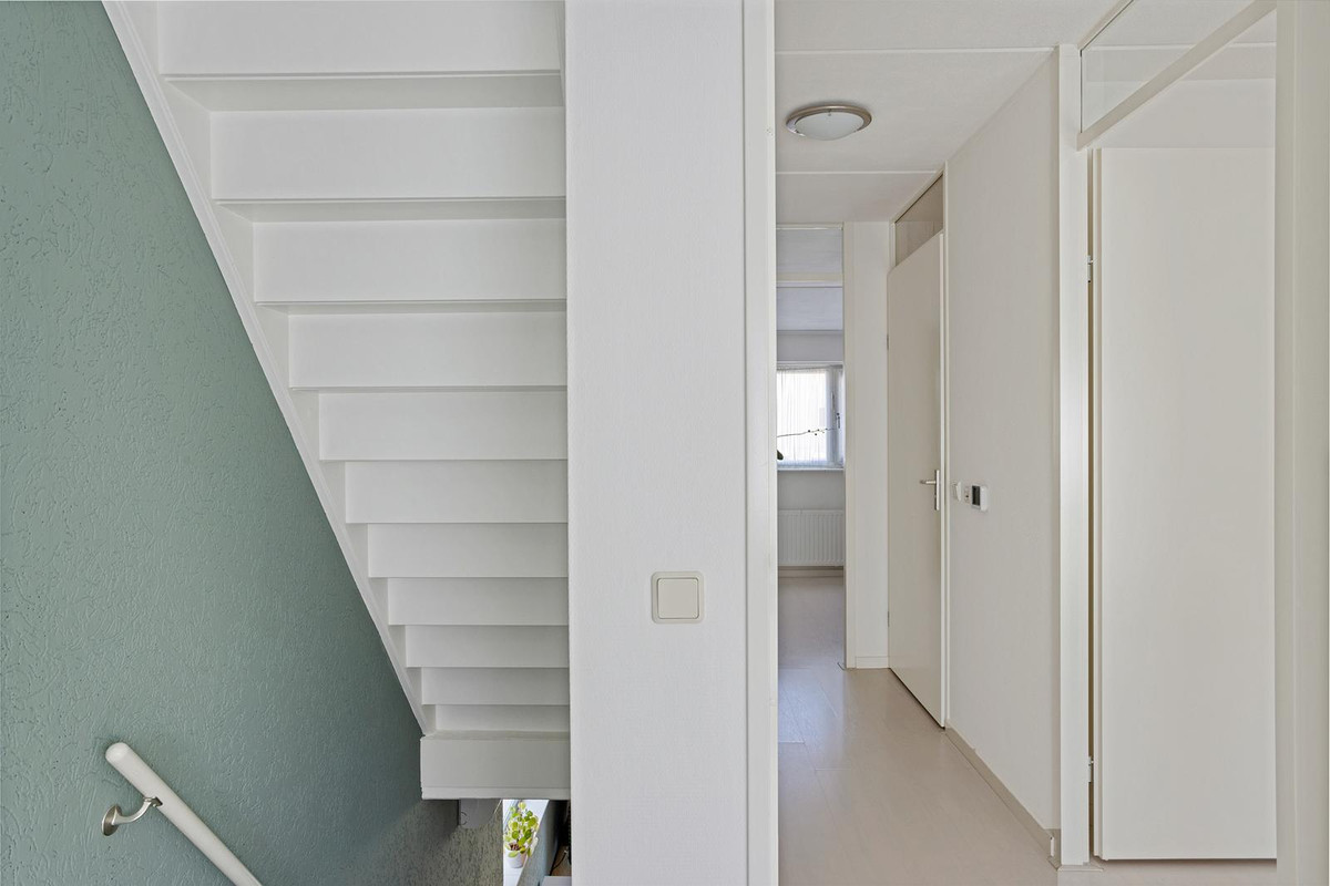 Hoekwoning te koop: Waregemstraat 20, Hengelo