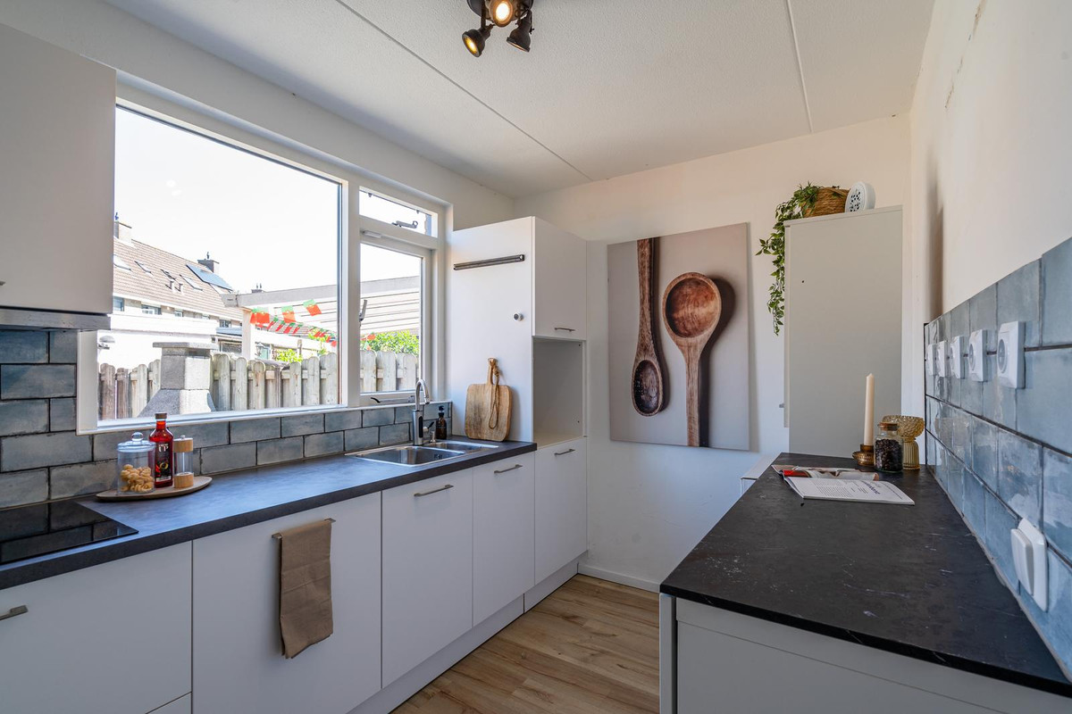 Hoekwoning te koop: Beethovenlaan 45, Zwijndrecht