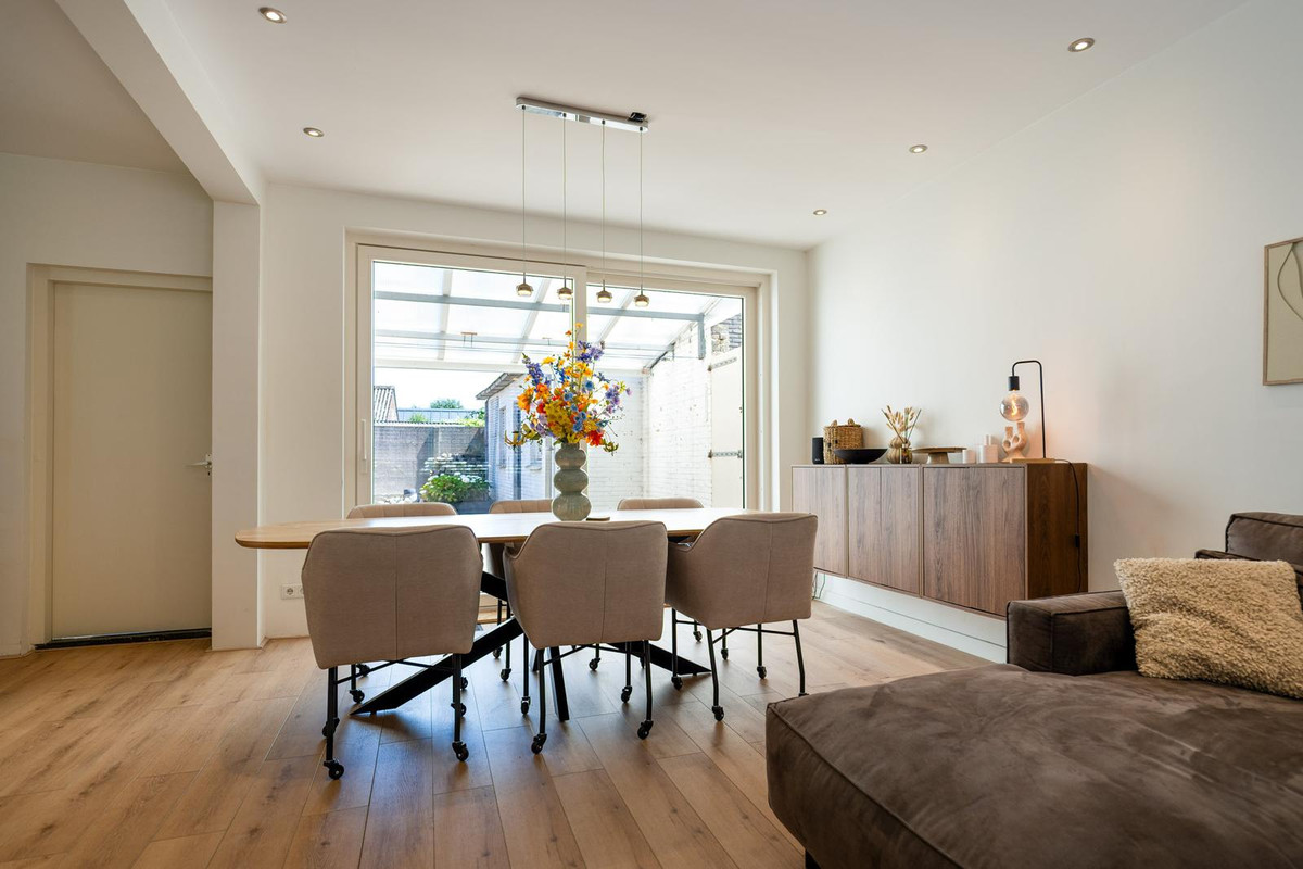 Vrijstaande woning te koop: Kloosterstraat 14, Hoogerheide