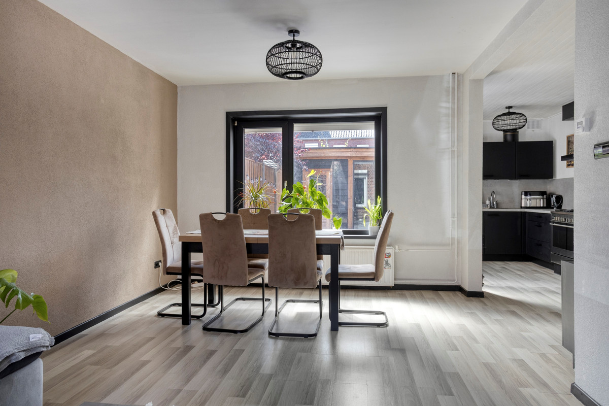 Tussenwoning te koop: Ratelaarstraat 28, Bergen Op Zoom