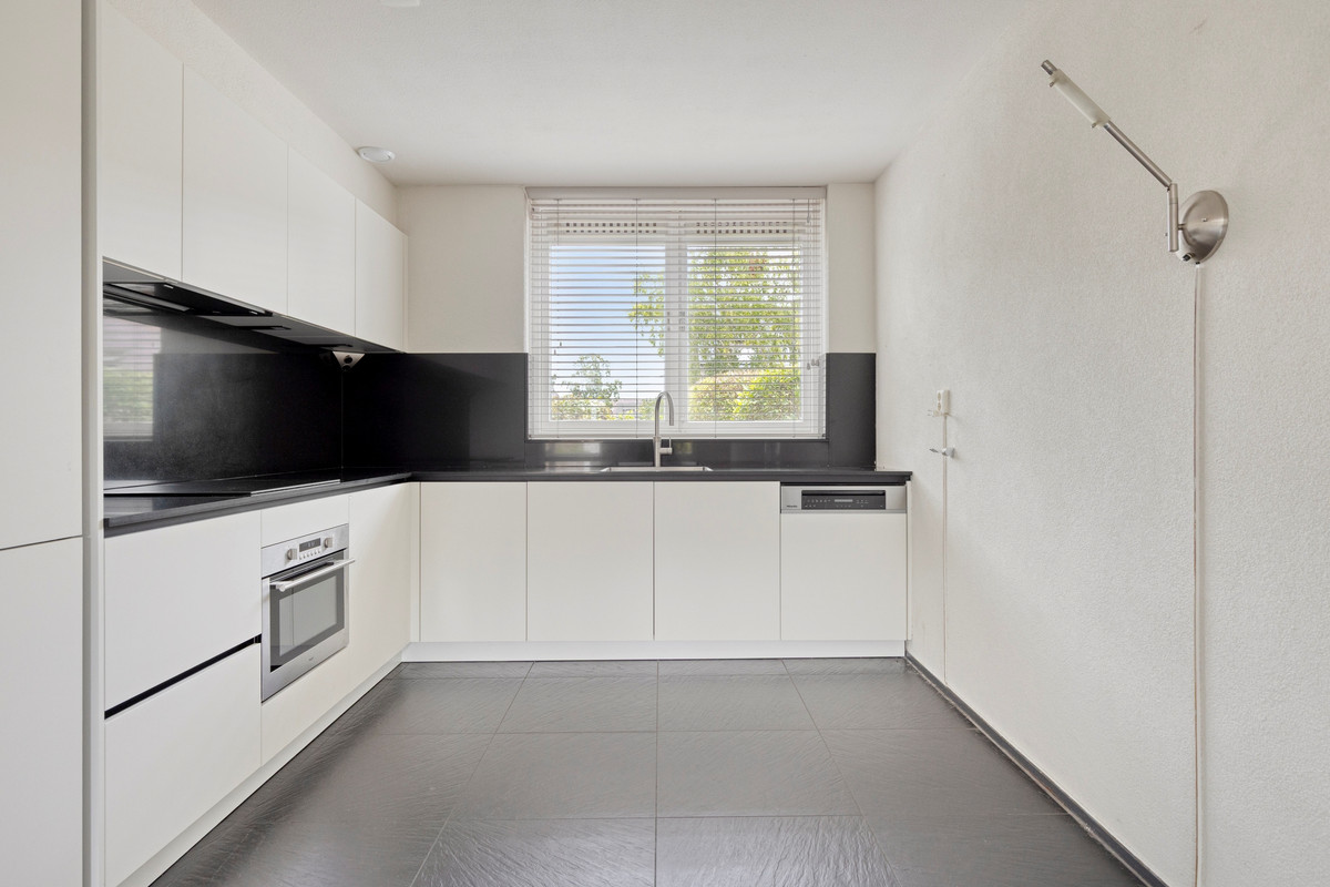 Hoekwoning te koop: Groenland 30, Vinkeveen