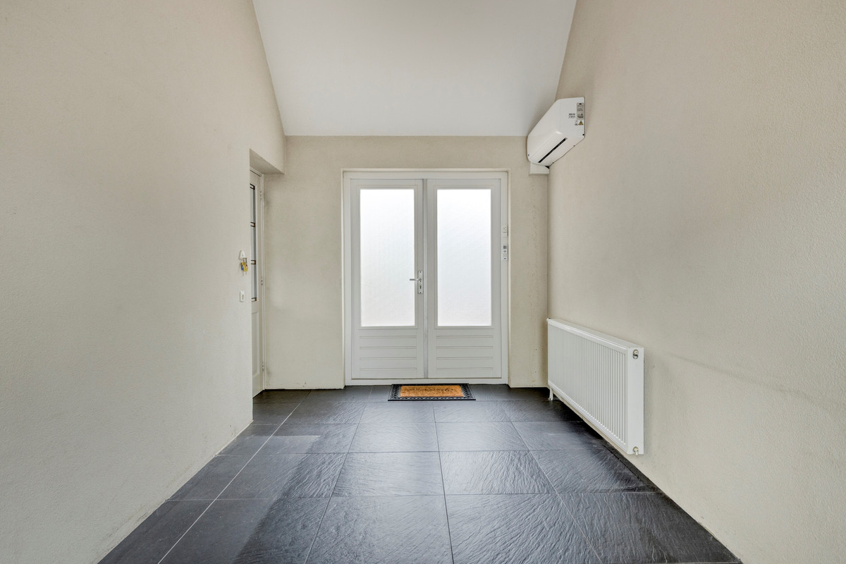 Hoekwoning te koop: Groenland 30, Vinkeveen