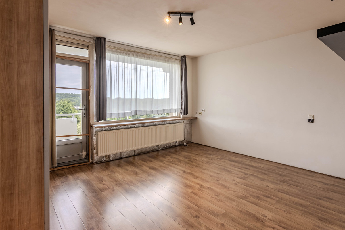 Studio te koop: Holysingel 210, Vlaardingen