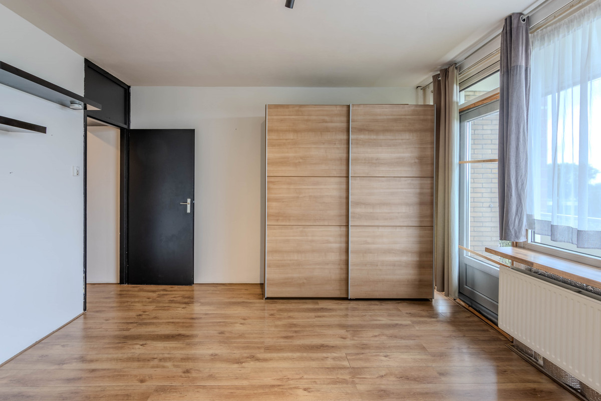 Studio te koop: Holysingel 210, Vlaardingen