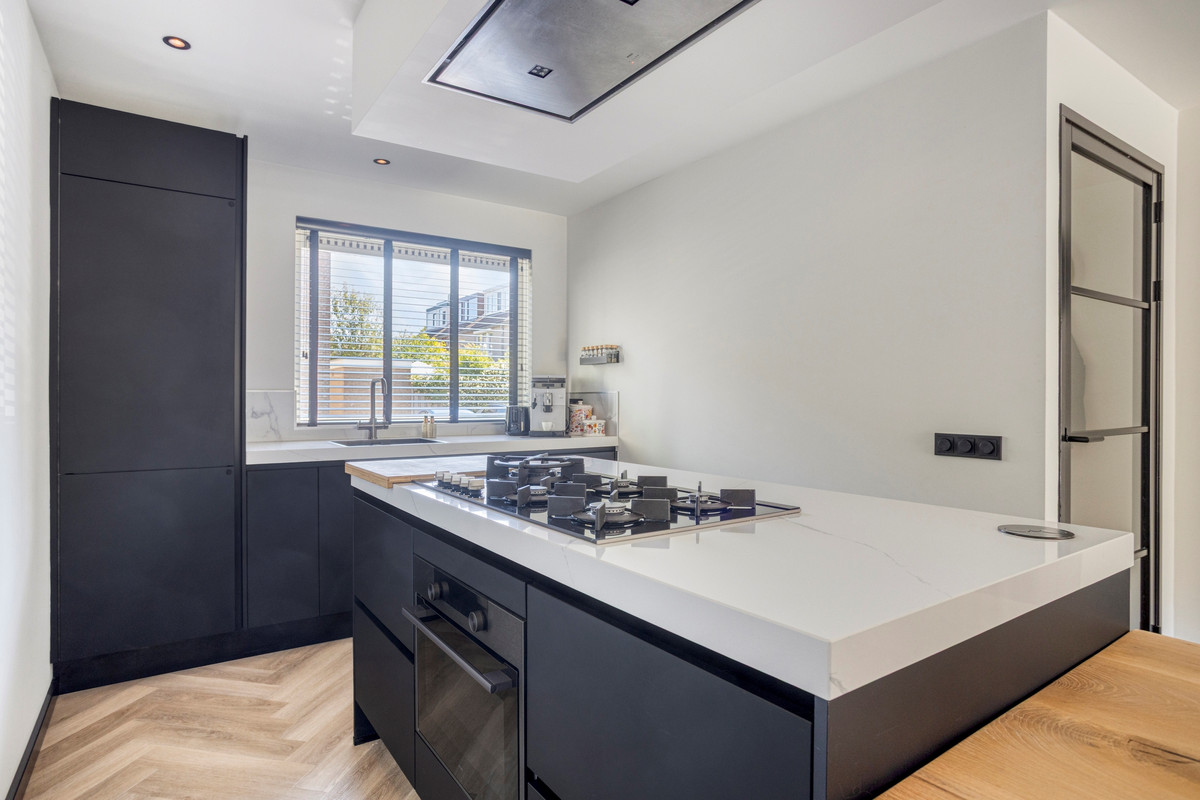 Tussenwoning te huur: Simon Vinkenoogstraat 5, Leiderdorp